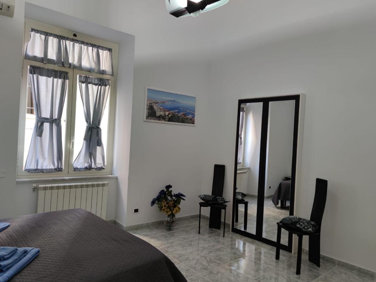 Gevynapule Apartment Naples Exterior photo